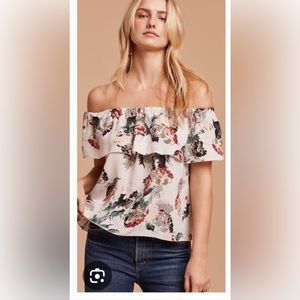 Aritzia off shoulder Xs